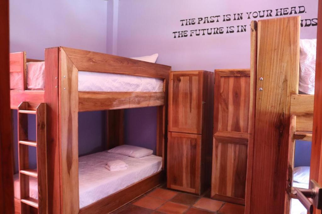 Planet B Hostel - Adults Only Manuel Antonio Exterior photo